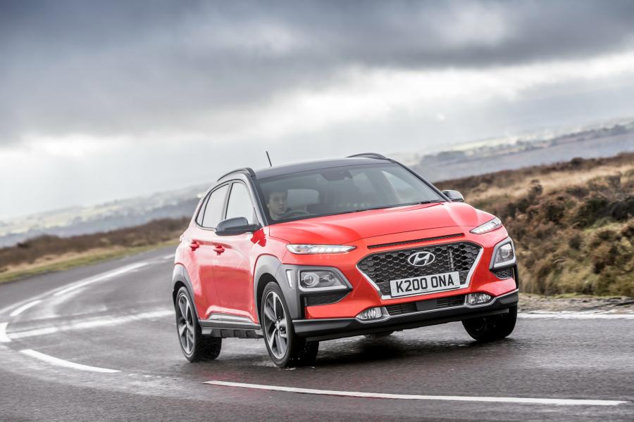  Hyundai Kona AWD (OS) 2017 года  (UK) (фото 3 из 40)